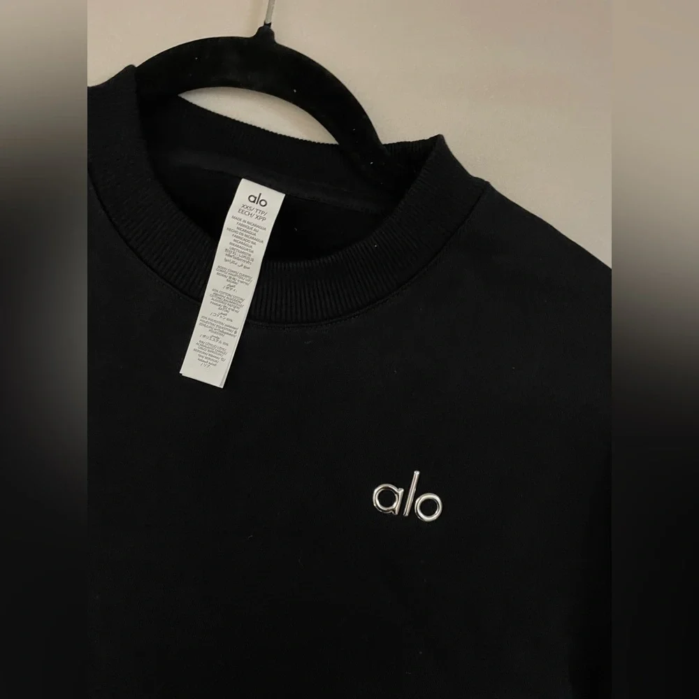 Alo Yoga NWT Accolade Crew Neck Pullover Black Size XXS Oversized
